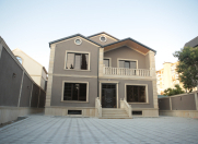 Satılır 6 otaqlı 375 m2 həyət evi Bakıxanov