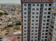 Satılır 3 otaqlı 100 m2 yeni tikili Masazır