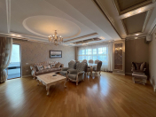 Satılır 4 otaqlı 220 m2 yeni tikili Şah İsmayıl Xətai m.