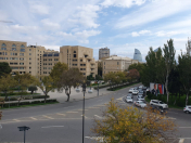 Satılır 3 otaqlı 87 m2 köhnə tikili Hüseyn Cavid parkı