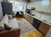 Satılır 2 otaqlı 60 m2 köhnə tikili Əhmədli