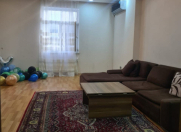 Satılır 2 otaqlı 90 m2 yeni tikili Gənclik m.