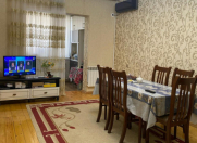 Satılır 4 otaqlı 90 m2 köhnə tikili Həzi Aslanov m.