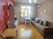 Satılır 2 otaqlı 60 m2 köhnə tikili Qaraçuxur