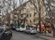 Satılır 2 otaqlı 65 m2 köhnə tikili Elmlər Akademiyası m.