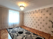 Satılır 3 otaqlı 80 m2 köhnə tikili 28 May m.