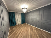 Satılır 2 otaqlı 60 m2 köhnə tikili Xalqlar Dostluğu m.