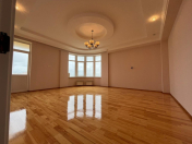 Satılır 3 otaqlı 155 m2 yeni tikili Yasamal parkı