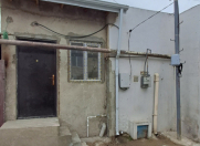 Satılır 2 otaqlı 60 m2 həyət evi İnşaatçılar m.