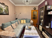 Satılır 3 otaqlı 80 m2 köhnə tikili İnşaatçılar m.