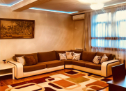 Satılır 5 otaqlı 120 m2 köhnə tikili Həzi Aslanov m.