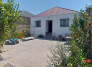 Satılır 3 otaqlı 90 m2 həyət evi Binə
