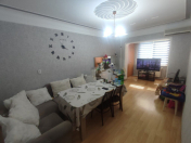 Satılır 3 otaqlı 80 m2 köhnə tikili Həzi Aslanov m.