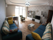 Satılır 3 otaqlı 125 m2 yeni tikili Həzi Aslanov m.