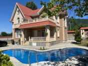 Satılır 6 otaqlı 250 m2 villa Qəbələ