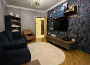 Satılır 2 otaqlı 66 m2 köhnə tikili Elmlər Akademiyası m.