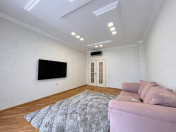 İcarəyə verilir 2 otaqlı 95 m2 yeni tikili Ağ şəhər