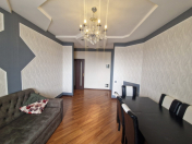 Satılır 2 otaqlı 75 m2 yeni tikili Abşeron r.