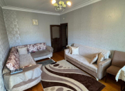 Satılır 2 otaqlı 60 m2 köhnə tikili Xətai r.