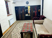 Satılır 2 otaqlı 35 m2 köhnə tikili Qara Qarayev m.