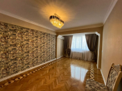 Satılır 3 otaqlı 103 m2 köhnə tikili Nəriman Nərimanov m.