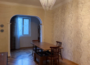 Satılır 4 otaqlı 116 m2 köhnə tikili 6 mkr