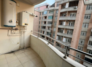 Satılır 3 otaqlı 150 m2 yeni tikili Elmlər Akademiyası m.