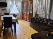 Satılır 2 otaqlı 60 m2 köhnə tikili Əhmədli m.