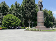 İcarəyə verilir 2 otaqlı 60 m2 köhnə tikili 28 May m.