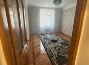 Satılır 3 otaqlı 80 m2 köhnə tikili 28 May m.