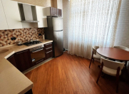 İcarəyə verilir 3 otaqlı 90 m2 yeni tikili Elmlər Akademiyası m.