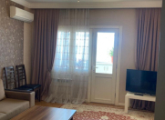 Satılır 3 otaqlı 70 m2 köhnə tikili Qara Qarayev m.