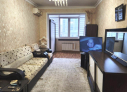 Satılır 2 otaqlı 55 m2 köhnə tikili Şah İsmayıl Xətai m.