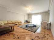 İcarəyə verilir 4 otaqlı 180 m2 yeni tikili 28 May m.