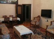 İcarəyə verilir 2 otaqlı 70 m2 yeni tikili 28 May m.