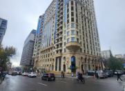 İcarəyə verilir 4 otaqlı 125 m2 yeni tikili 28 May m.