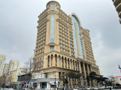 Satılır 3 otaqlı 135 m2 yeni tikili Elmlər Akademiyası m.