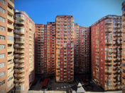 Satılır 3 otaqlı 121 m2 yeni tikili İnşaatçılar m.