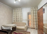 İcarəyə verilir 1 otaqlı 50 m2 köhnə tikili 28 May m.