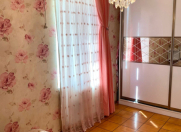 İcarəyə verilir 2 otaqlı 55 m2 köhnə tikili Elmlər Akademiyası m.