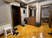 Satılır 3 otaqlı 110 m2 köhnə tikili ADA universiteti