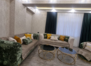 Satılır 3 otaqlı 137 m2 yeni tikili Xalqlar Dostluğu m.