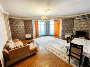 İcarəyə verilir 3 otaqlı 150 m2 yeni tikili 28 May m.