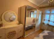 İcarəyə verilir 2 otaqlı 609 m2 köhnə tikili Gənclik m.