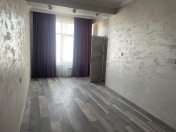 Satılır 2 otaqlı 85 m2 yeni tikili Nəriman Nərimanov m.