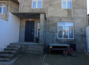 Satılır 5 otaqlı 212 m2 həyət evi Bakıxanov