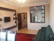 Satılır 2 otaqlı 65 m2 yeni tikili Neftçilər m.