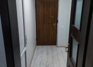 Satılır 2 otaqlı 35 m2 köhnə tikili Elmlər Akademiyası m.