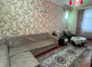 İcarəyə verilir 3 otaqlı 70 m2 köhnə tikili 28 May m.