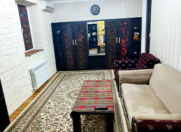 Satılır 2 otaqlı 37 m2 köhnə tikili Qara Qarayev m.